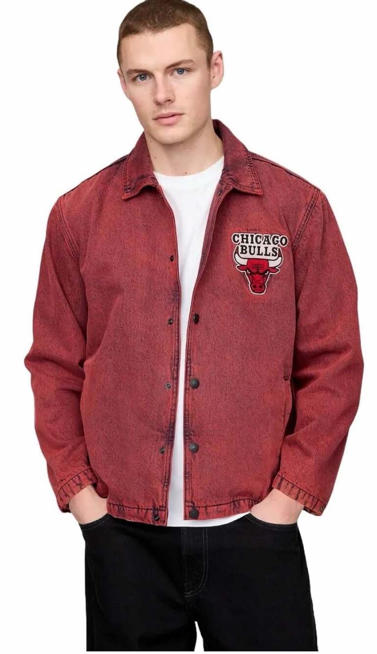Gap X NBA Chicago Bulls Red Acid Wash Denim Coaches Jacket
